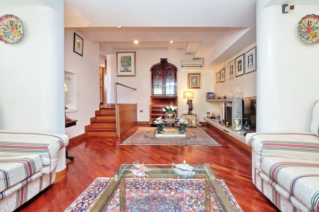 Frattina Family Romantic Superior Suite Dış mekan fotoğraf